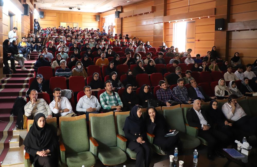 رویداد بررسی نقش میان‌رشته‌ای هوش مصنوعی در تحول علم، صنعت و زندگی