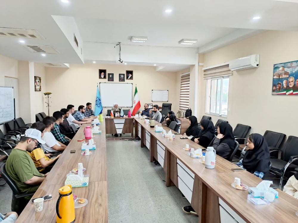 دیدار دبیران انجمن های علمی دانشگاه با مسئول نهاد مقام معظم رهبری در دانشگاه‌های استان